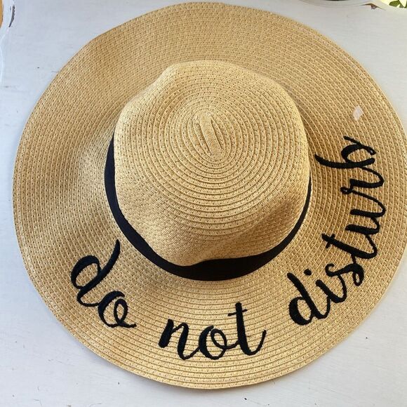 New CC Creations Paper Floppy Straw Hat embroidered do not disturb OS - Picture 3 of 8